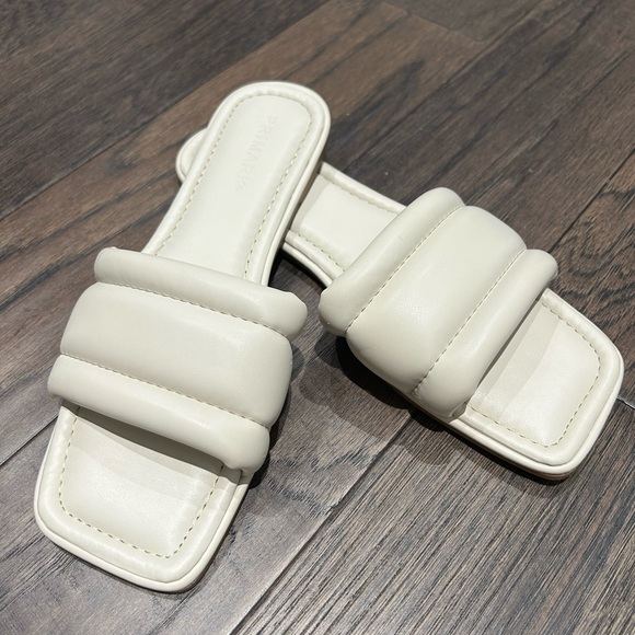 Primark - Flats - Picture 1 of 4